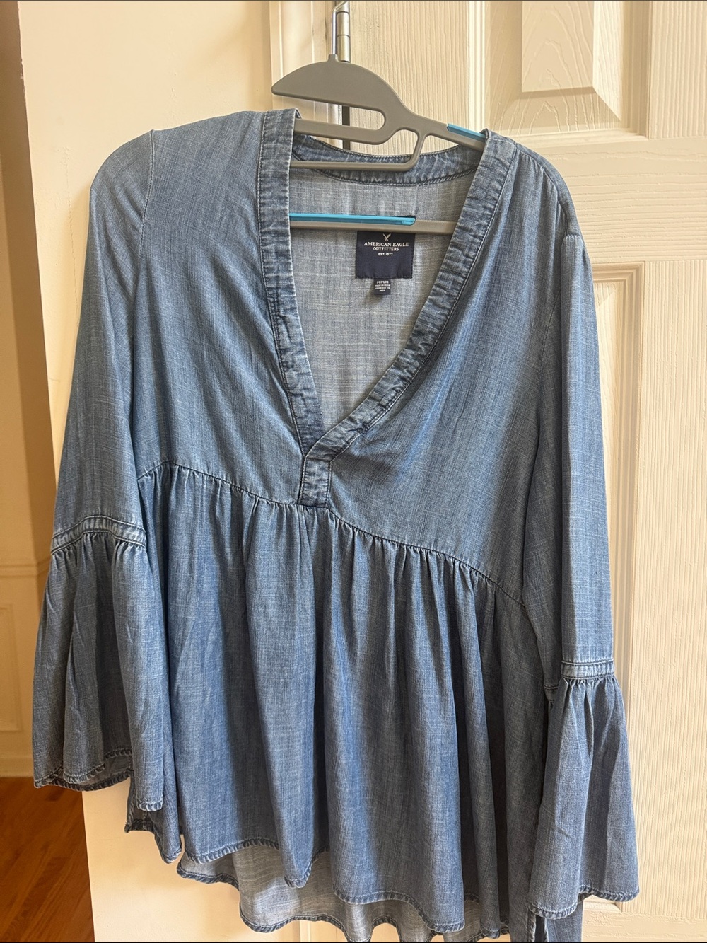 American Eagle Outfitters Light Blue Chambray Peasant Tunic